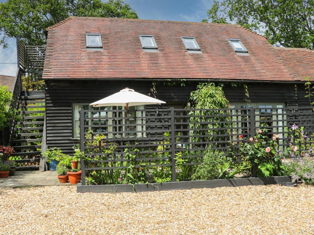 The Barn At Sandhole Cottage Tonbridge Eksteriør billede