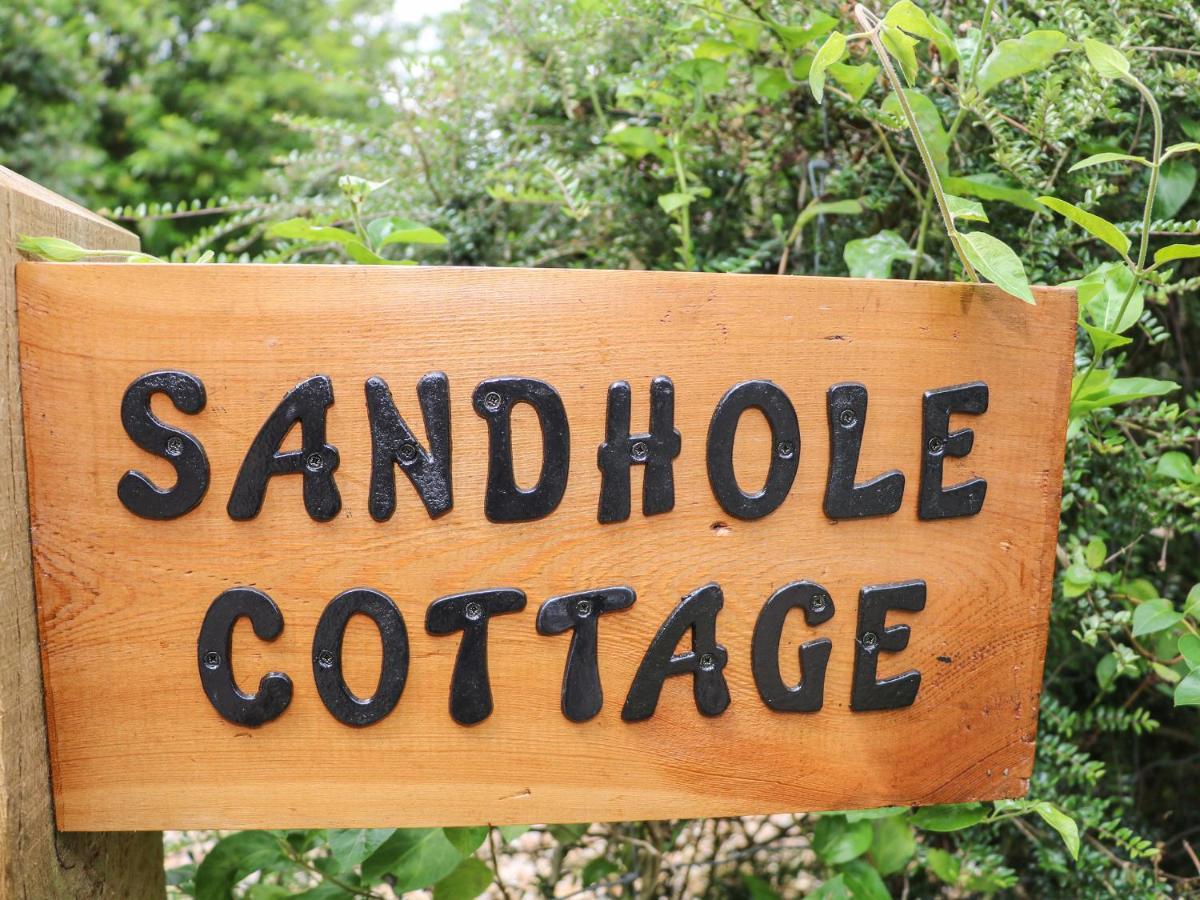 The Barn At Sandhole Cottage Tonbridge Eksteriør billede